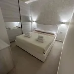 Lo Duca Luxury צ'פאלו
