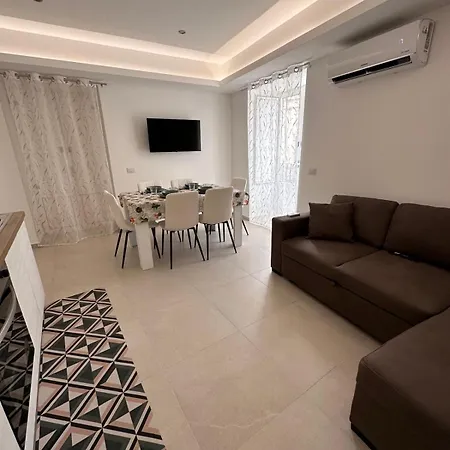 Lo Duca Luxury צ'פאלו